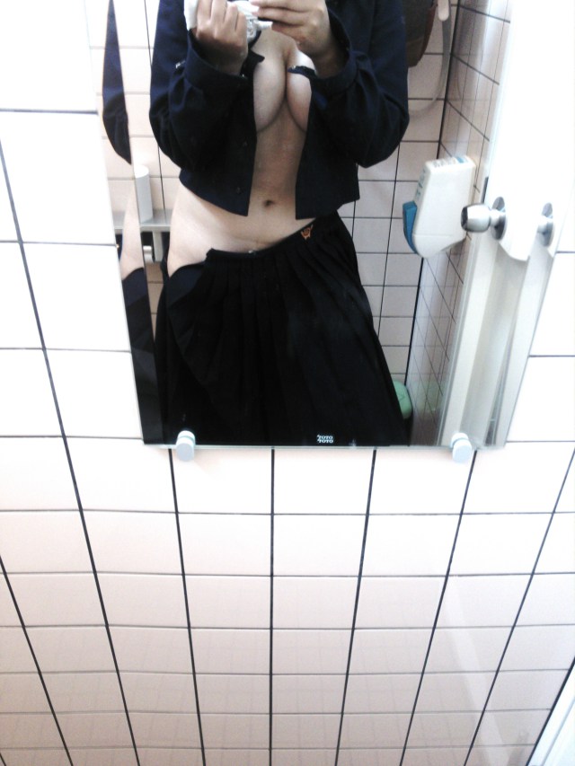 素人JKのエロい自撮りおっぱい-3