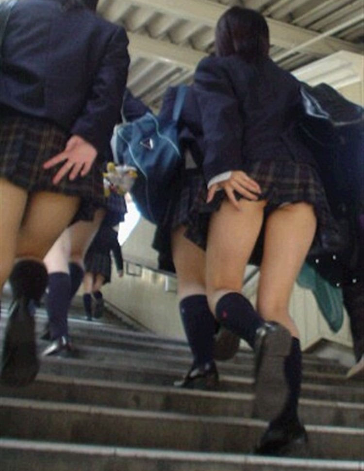JK階段パンチラ盗撮-4