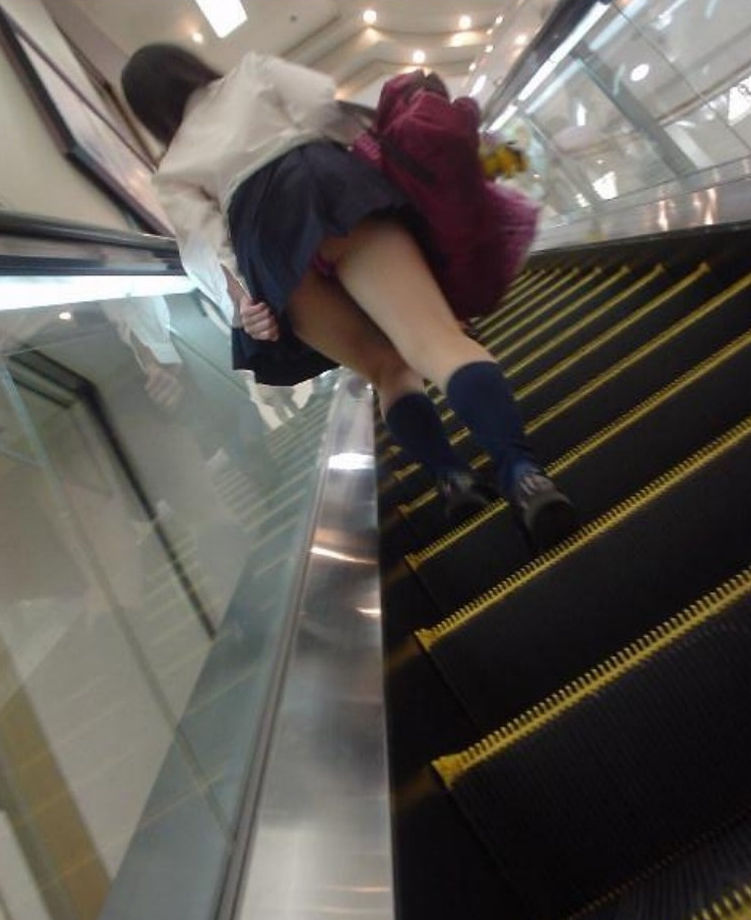 JK階段パンチラ盗撮-11