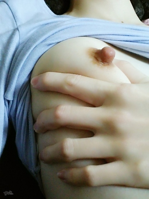 ネットでおっぱい自慢のギャル-6