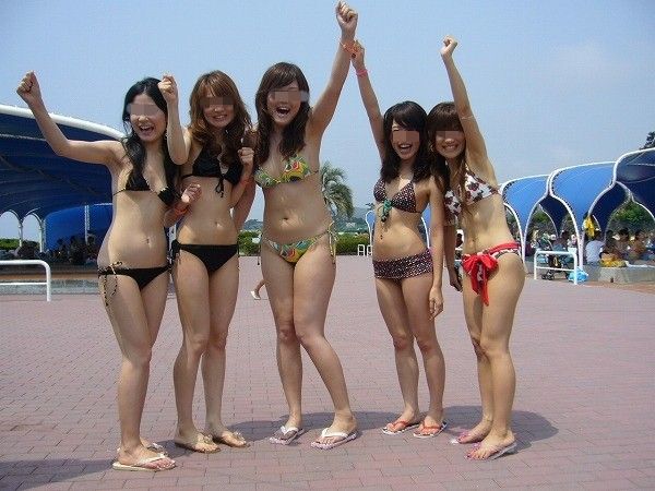 素人のムチムチ水着-9