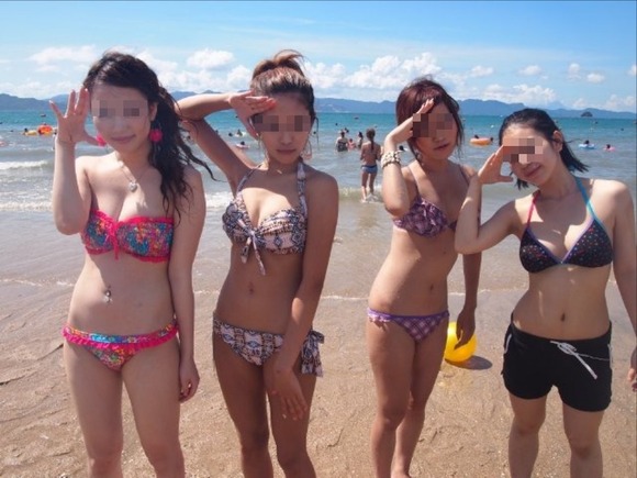 ビーチで集めた素人水着ギャル-7