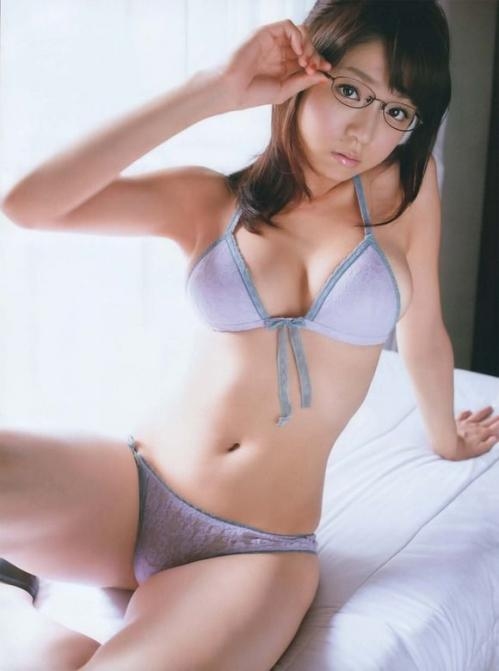 知的な女性のエロ-7