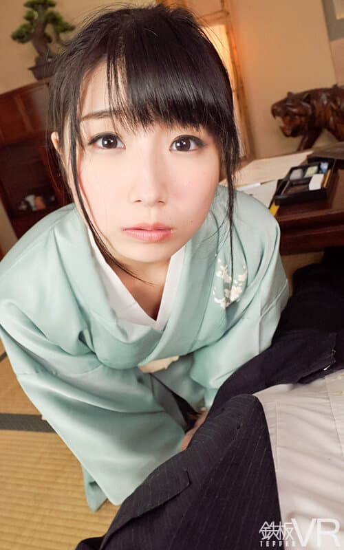 腰を大きく跳ねさせて感じる清楚女性-8