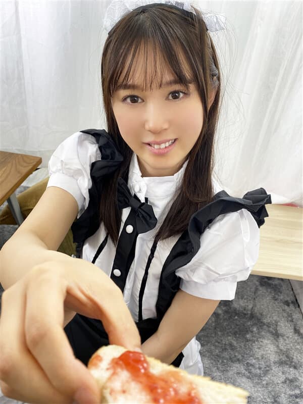 いつでもどこでも即尺してくれる美少女メイド-4