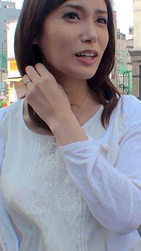チンコを咥える勢いが強い清楚系女子-3