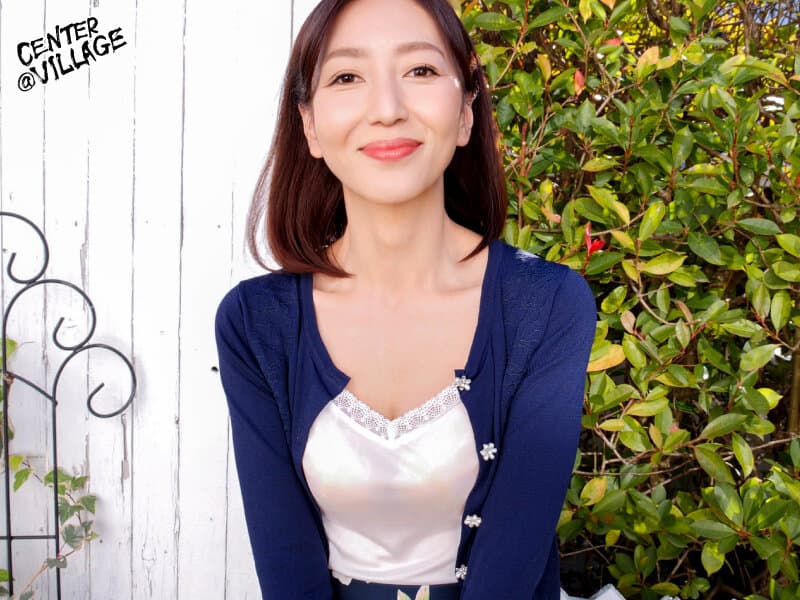 結婚25年目の熟女初不貞SEX-3
